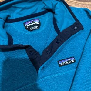 Women’s Patagonia Teal Pullover Size Medium